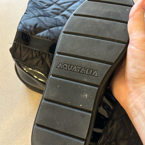 Aquatalia Black Quilted Patent Puffer Boots - Picture 7 of 10